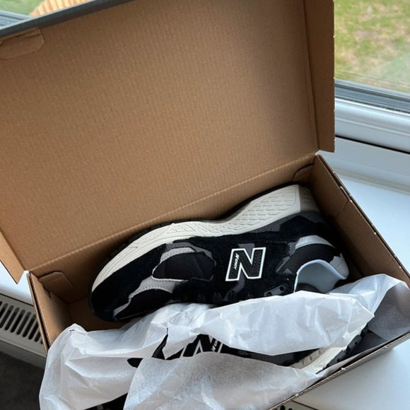 New Balance 2002RD - Picture 4 of 7